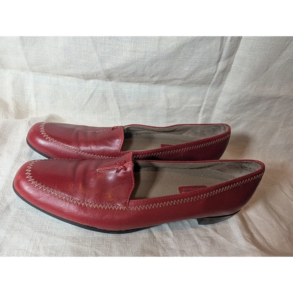 Munro American Women's Red Leather Loafer Slip On Shoes
